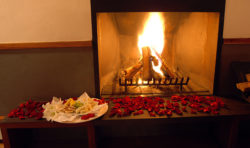 hotel rodavento fire place