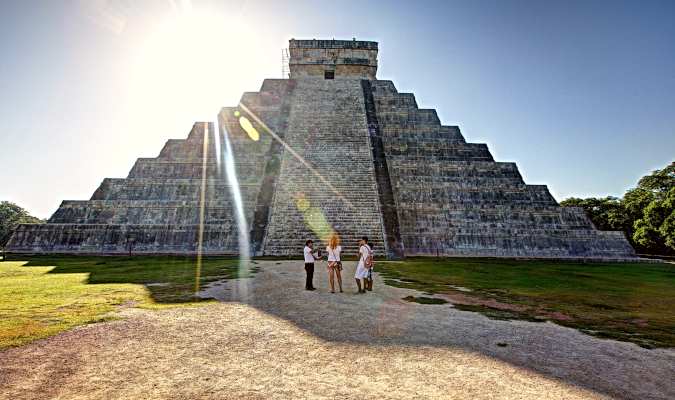 Visit Chichen Itza on your Mexican family vacation
