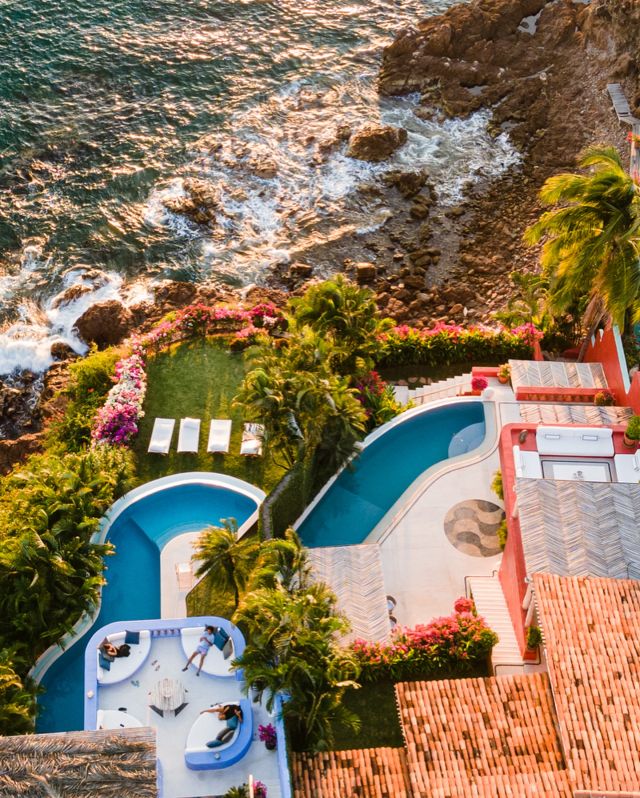 Ready for this? Casita Carioca boasts breathtaking Pacific Ocean views, surrounded by colorful bougainvillea and breezy palm trees.🌴✨

You get tons of privacy, all the amenities you could need, and it’s perfect for big groups and families. Plus, it’s just a five-minute walk to the beach. Seriously, why are we still here? Let’s grab our bags and hit up #CostaCareyes ASAP! #VillasbyJourneyMexico 

#mexico #mexicotravel #travel #luxurytravel #villas #luxuryvillas