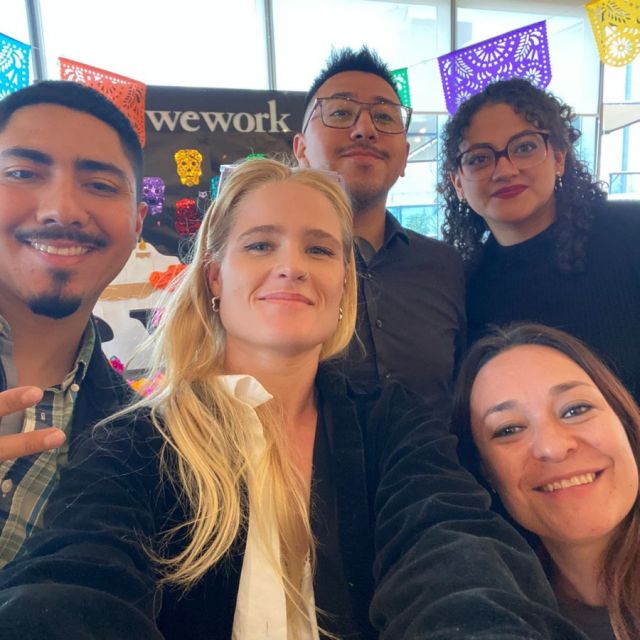 During her recent trip to Mexico City, our awesome copywriter Sally had to swing by our office to say hi to some of the crew from the Operations Team! 

This team is always working hard behind the scenes, fine-tuning every little detail so our guests have the time of their lives. Kudos to them for their dedication—and for always doing it with a smile. 😊✨

#mexico #mexicotravel #dreamteam #travel #luxurytravel