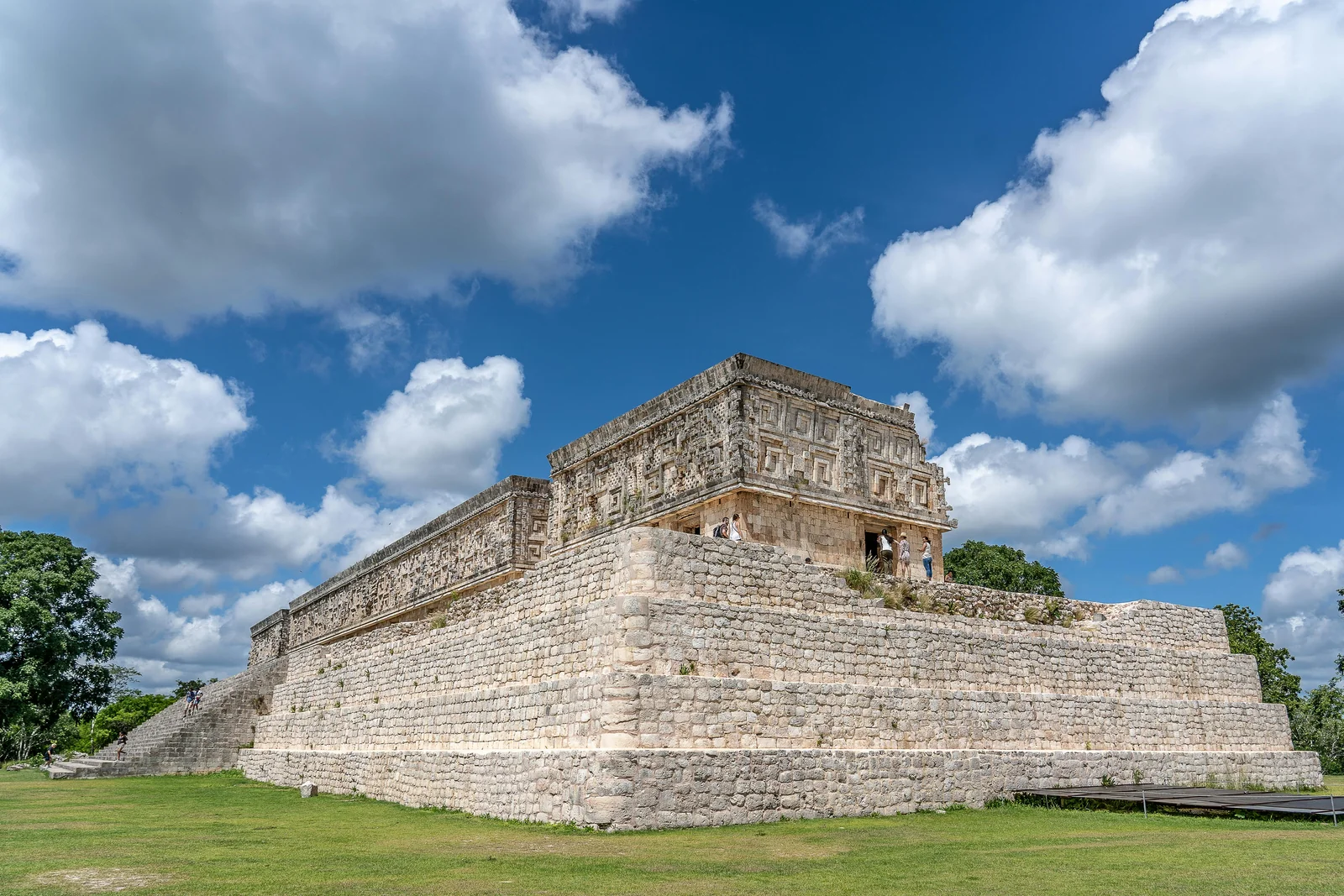 02yucatanvacationsuxmal3