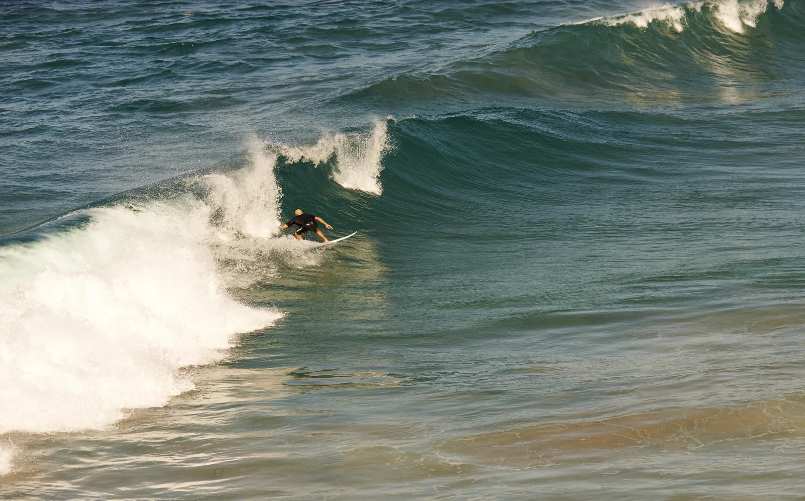 06ExtravagantLosCabosSurfing