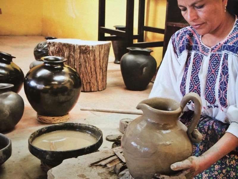 Artesanias-Mexicanas-14-Barro-Negro