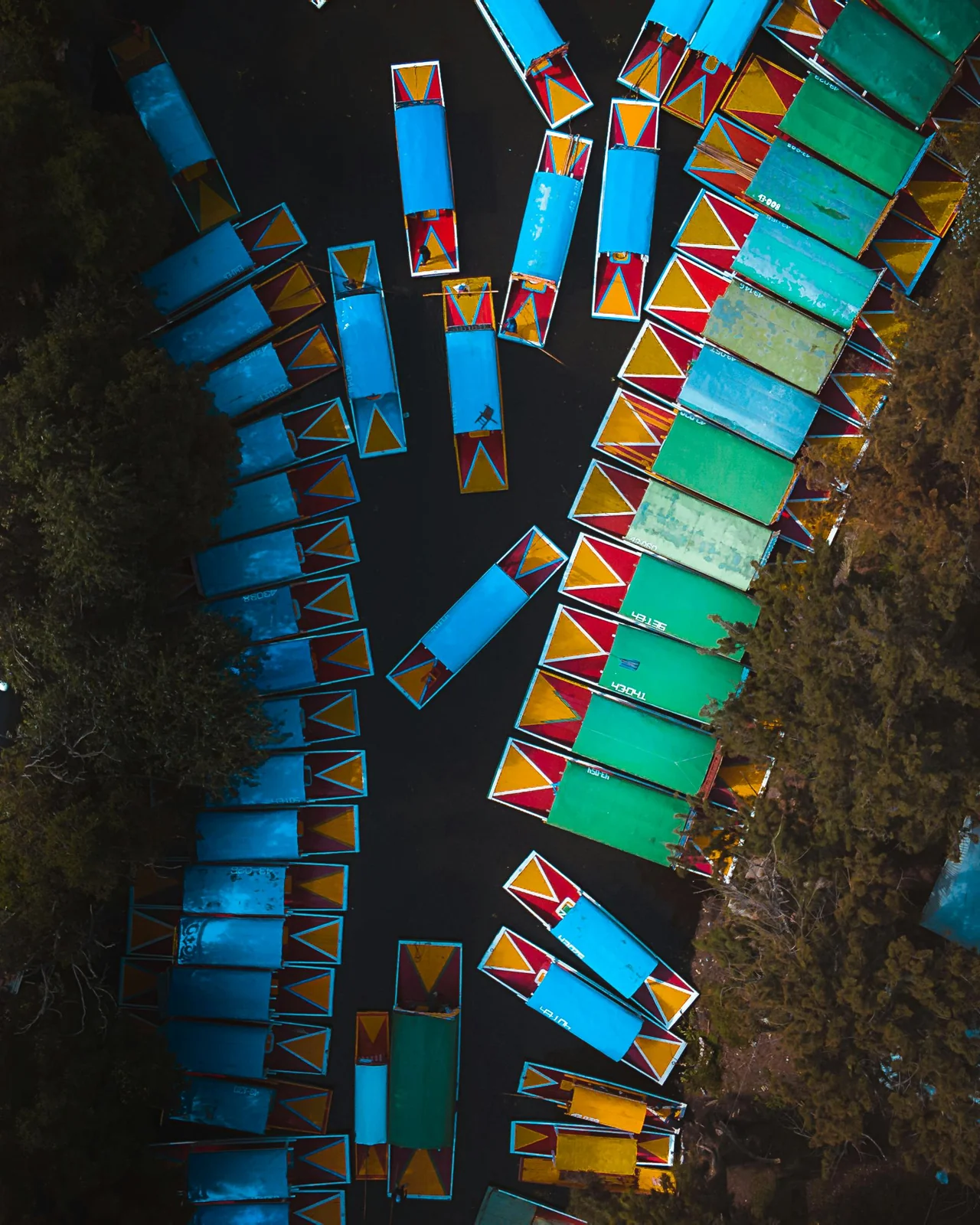 GAL-01-xochimilcopexelsfrandanylicensed