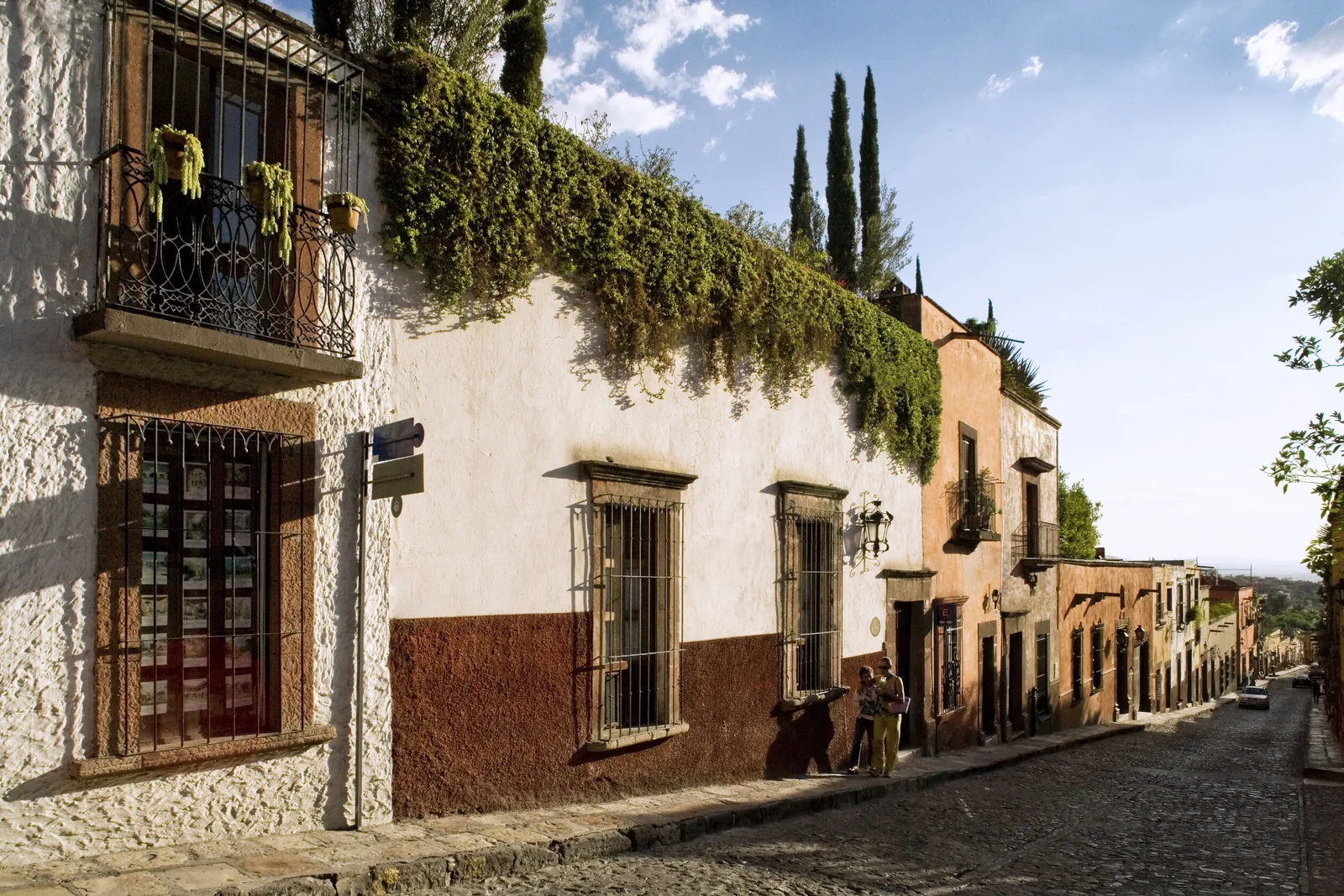 GAL-02-luxurysanmiguelparroquia