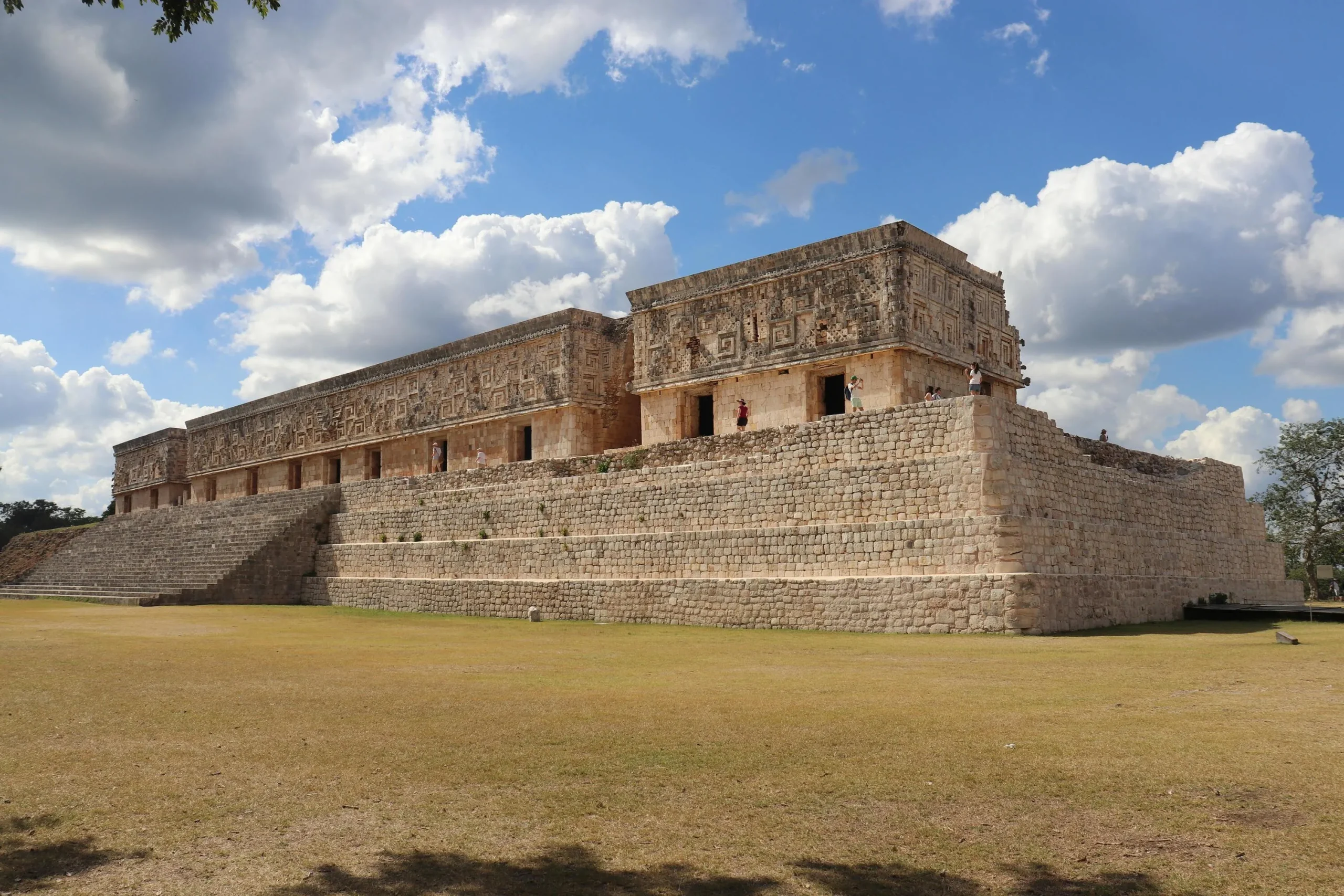 Uxmal_pexels-alejandra-ortiz-zamora-177081507-11128274_licensed