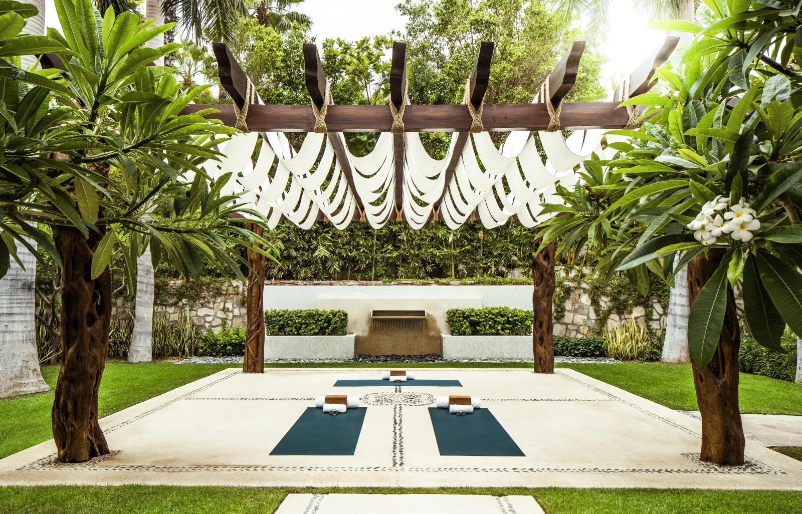 h04-oopalmillawellnessspayoga2117master