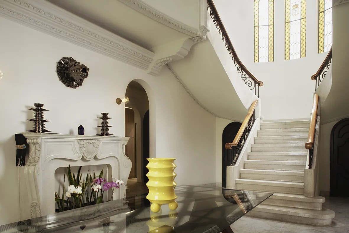 PUGSEAL_ALLANPOE_ESCALERAS