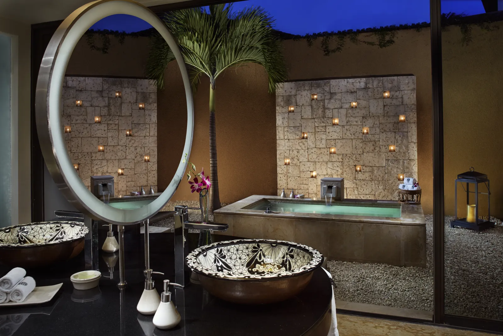 btmk---ocean-view-villa---bathroom-high-res