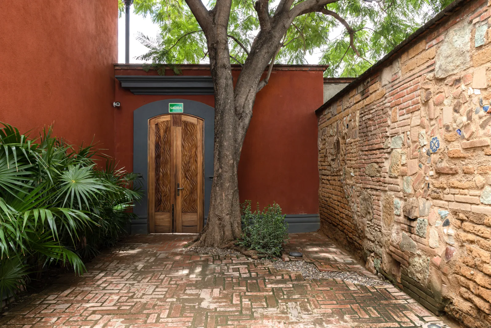 entrace-2