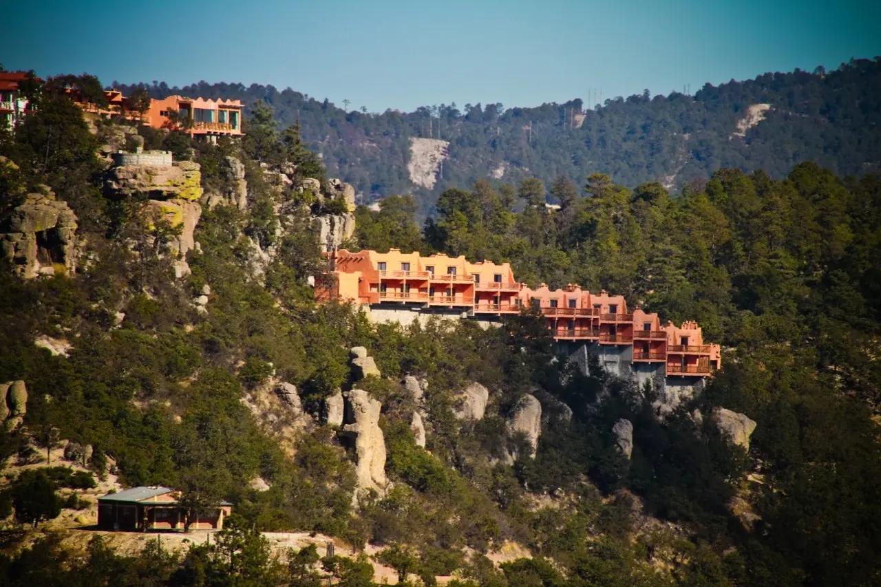 featured las alamandas